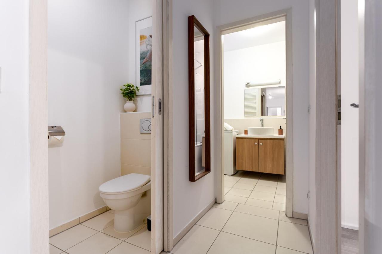 Urban Oasis With Free Parking Appartamento
